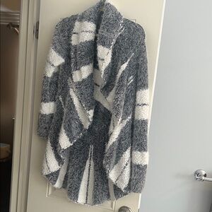 Love Scarlet Cardigan